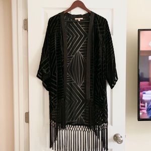 Gibson Latimer Sheer velvet kimono coverup